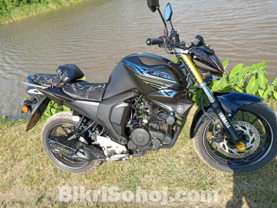 Yamaha Fzs v2